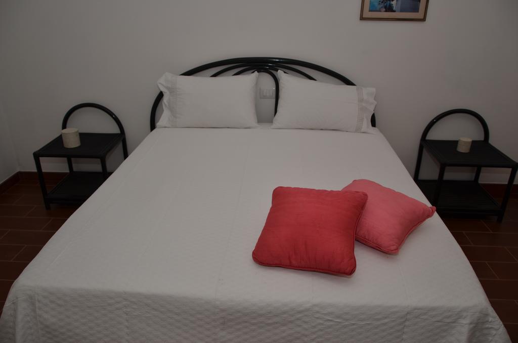 Villarolu Portoscuso Szoba fotó